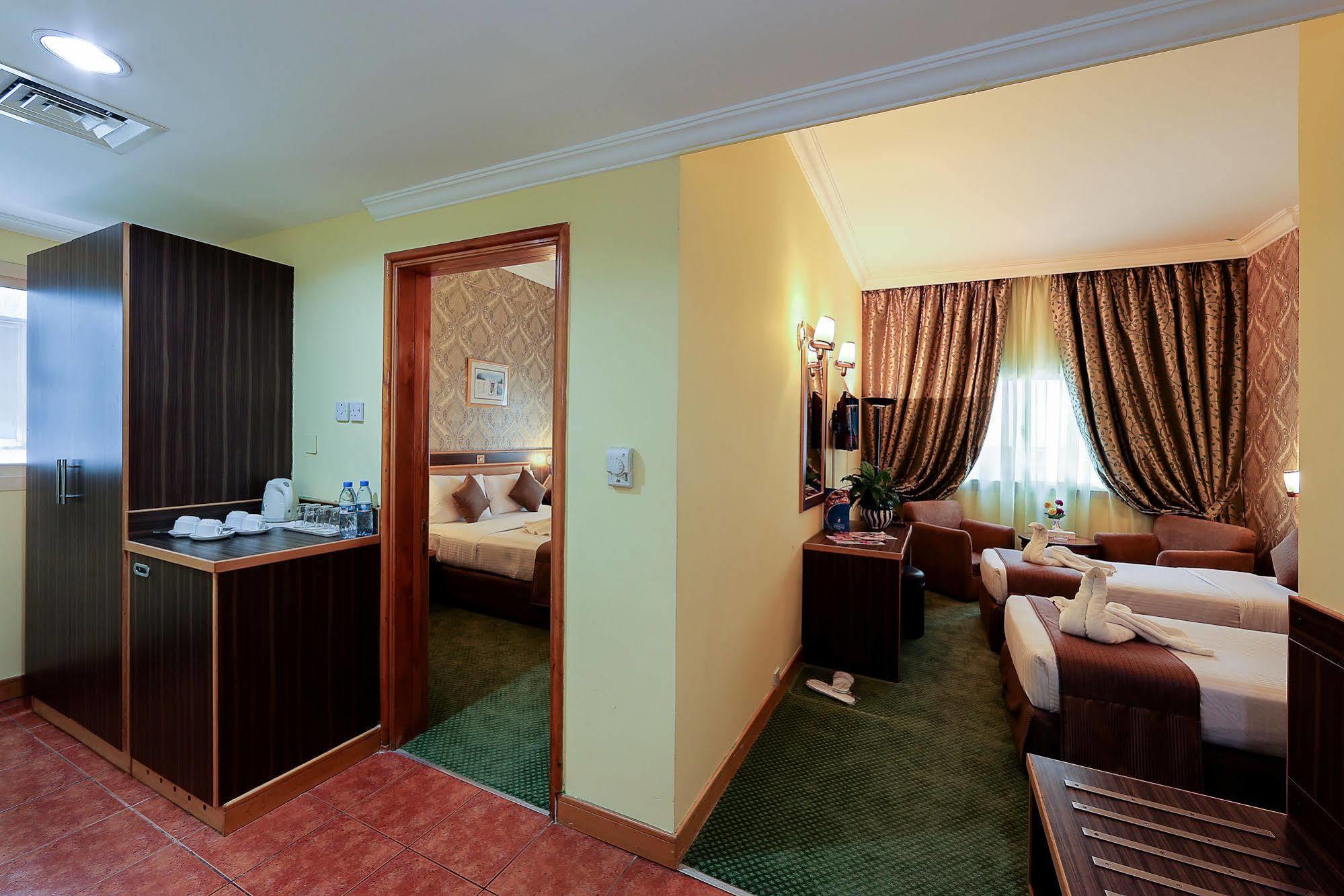 Jonrad Hotel Dubai Luaran gambar